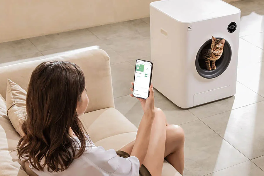 robot cat litter box
